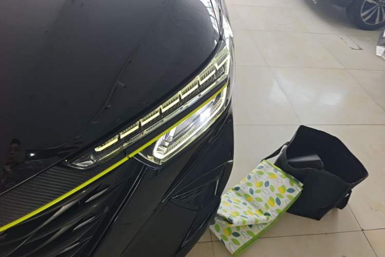 Used Roewe RX5 2021 PLUS 330TGI Automatic National Style Smart Enjoyment Edition Left Front Headlight