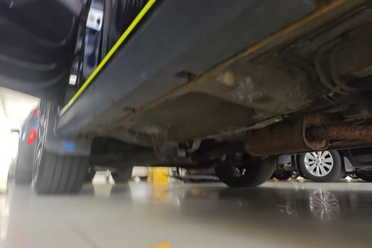 Used Roewe RX5 2021 PLUS 330TGI Automatic National Style Smart Enjoyment Edition Left Side Sill