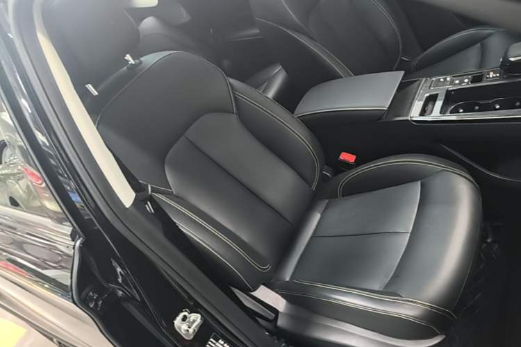 Used Roewe RX5 2021 PLUS 330TGI Automatic National Style Smart Enjoyment Edition Right Front Seat