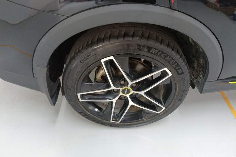 Used Roewe RX5 2021 PLUS 330TGI Automatic National Trend Intelligent Deluxe Edition Right Rear Wheel Hub