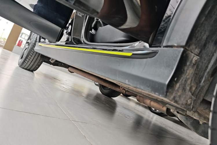 Used Roewe RX5 2021 PLUS 330TGI Automatic National Trend Intelligent Deluxe Edition Right Side Sill