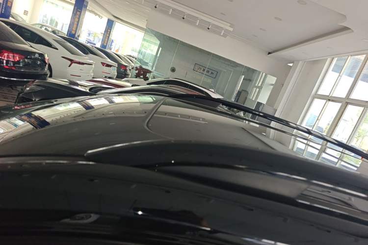 Used Roewe RX5 2021 PLUS 330TGI Automatic National Style Smart Enjoyment Edition Roof