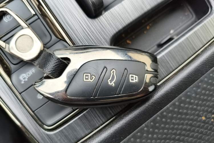 Used Roewe RX5 2021 PLUS 330TGI Automatic National Style Smart Enjoyment Edition Vehicle Key