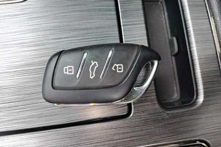 Used Roewe RX5 2021 PLUS 330TGI Automatic National Trend Intelligent Deluxe Edition Vehicle Key