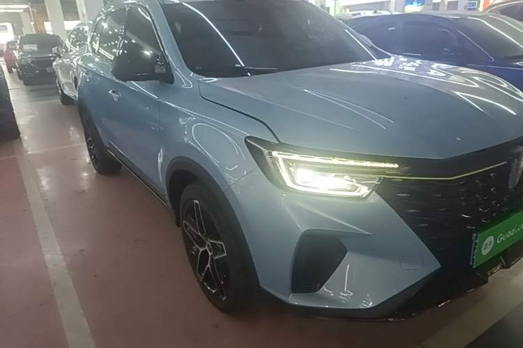 Used Roewe RX5 2021 PLUS 330TGI Jifeng National Style Smart Drive Edition Front Right 45 Deg