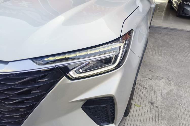 Used Roewe RX5 2021 PLUS 330TGI Automatic National Trend Intelligent Deluxe Edition Left Front Headlight