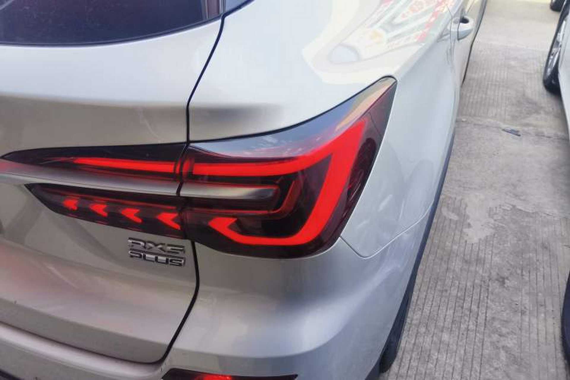 Used Roewe RX5 2021 PLUS 330TGI Automatic National Trend Intelligent Deluxe Edition Right Rear Taillight