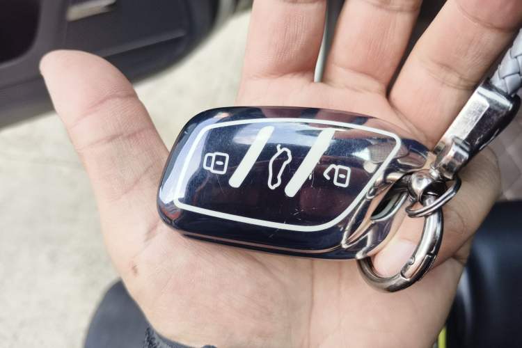 Used Roewe RX5 2021 PLUS 330TGI Automatic National Trend Intelligent Deluxe Edition Vehicle Key