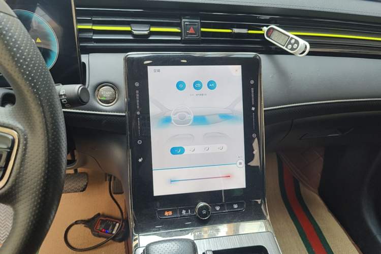Used Roewe RX5 2021 PLUS 330TGI Automatic National Style Smart Enjoyment Edition Audio And AC Panel