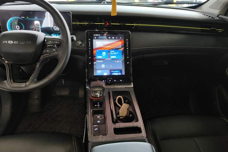 Used Roewe RX5 2021 PLUS 330TGI Automatic National Style Smart Enjoyment Edition Audio And AC Panel