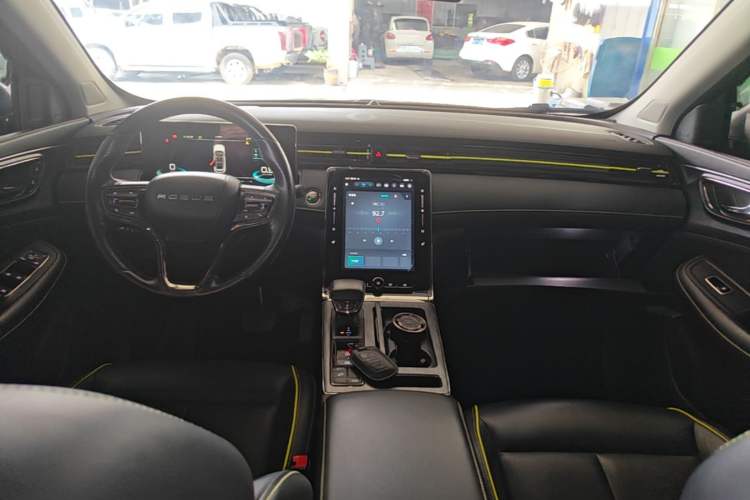Used Roewe RX5 2021 PLUS 330TGI Automatic National Trend Intelligent Deluxe Edition Center Console