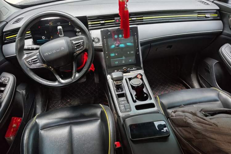 Used Roewe RX5 2021 PLUS 330TGI Automatic National Trend Intelligent Deluxe Edition Center Console
