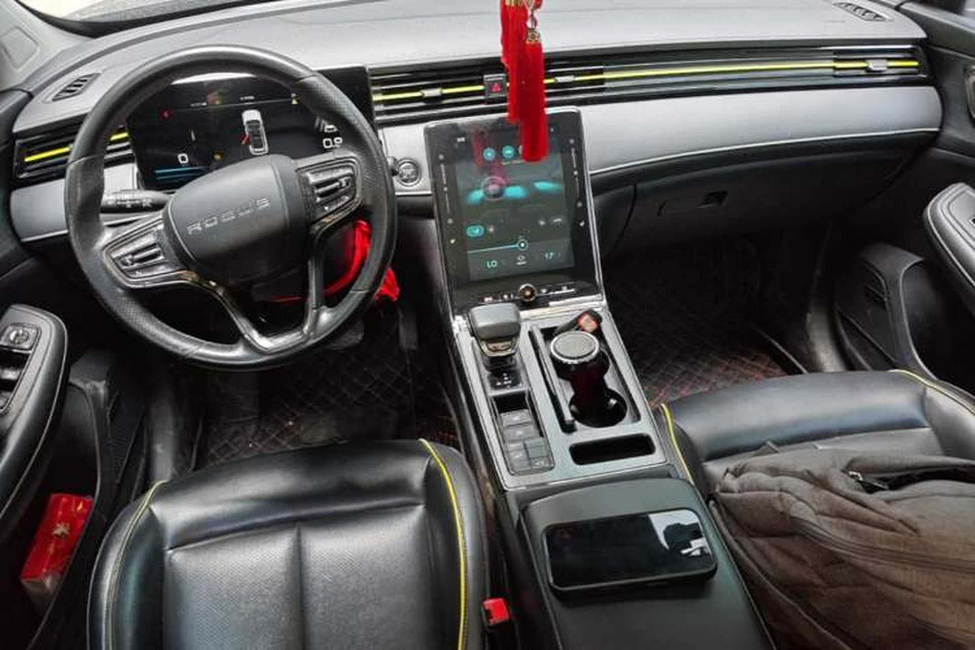Used Roewe RX5 2021 PLUS 330TGI Automatic National Trend Intelligent Deluxe Edition Center Console
