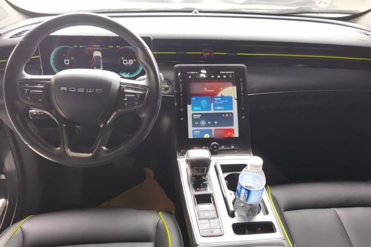 Used Roewe RX5 2021 PLUS 330TGI Automatic National Trend Intelligent Deluxe Edition Center Console