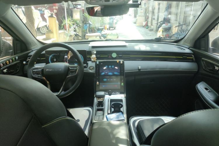 Used Roewe RX5 2021 PLUS 330TGI Automatic National Style Smart Enjoyment Edition Center Console