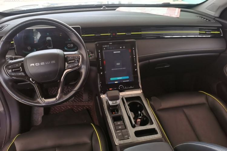 Used Roewe RX5 2021 PLUS 330TGI Automatic National Trend Intelligent Deluxe Edition Center Console