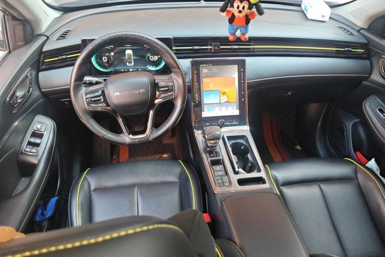 Used Roewe RX5 2021 PLUS 330TGI Automatic National Trend Intelligent Deluxe Edition Center Console