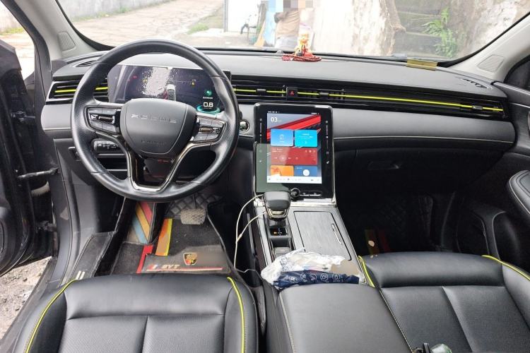Used Roewe RX5 2021 PLUS 330TGI Automatic National Trend Intelligent Deluxe Edition Center Console