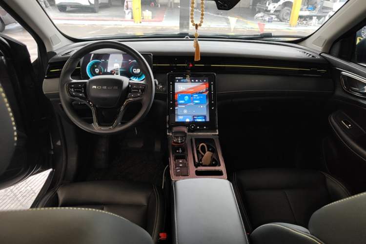 Used Roewe RX5 2021 PLUS 330TGI Automatic National Style Smart Enjoyment Edition Center Console