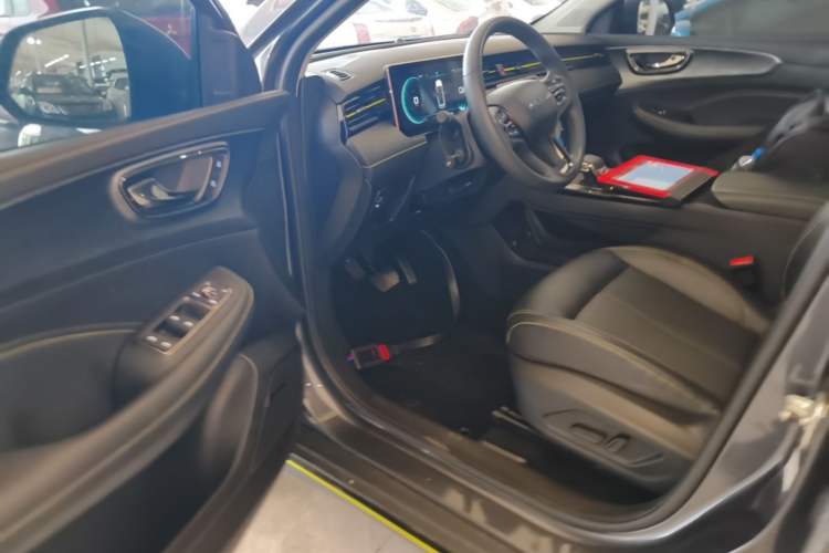 Used Roewe RX5 2021 PLUS 330TGI Automatic National Style Smart Enjoyment Edition Driver Seat