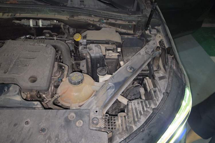 Used Roewe RX5 2021 PLUS 330TGI Automatic National Style Smart Enjoyment Edition Engine Bay Left