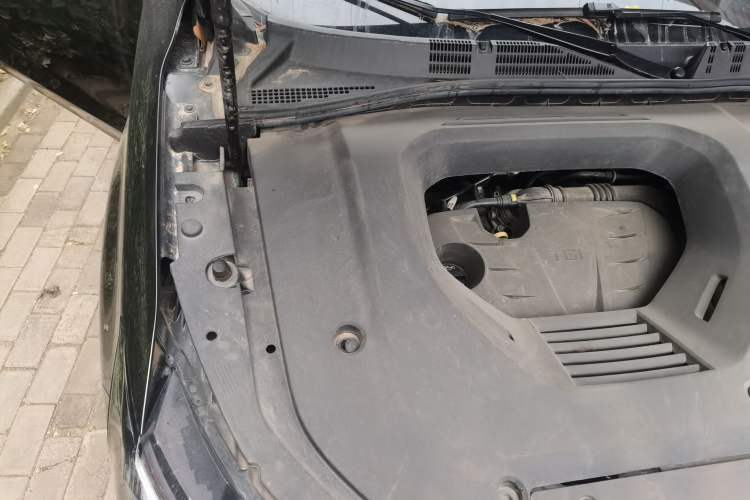Used Roewe RX5 2021 PLUS 330TGI Automatic National Trend Intelligent Deluxe Edition Engine Bay Right