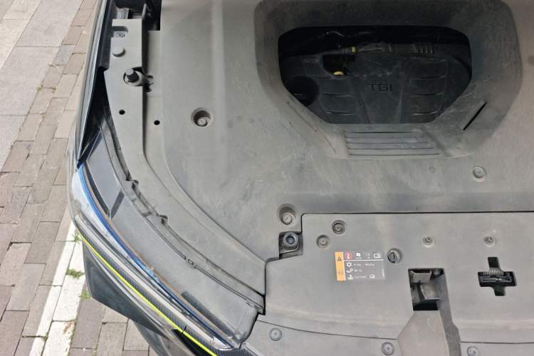 Used Roewe RX5 2021 PLUS 330TGI Automatic National Style Smart Enjoyment Edition Engine Bay Right