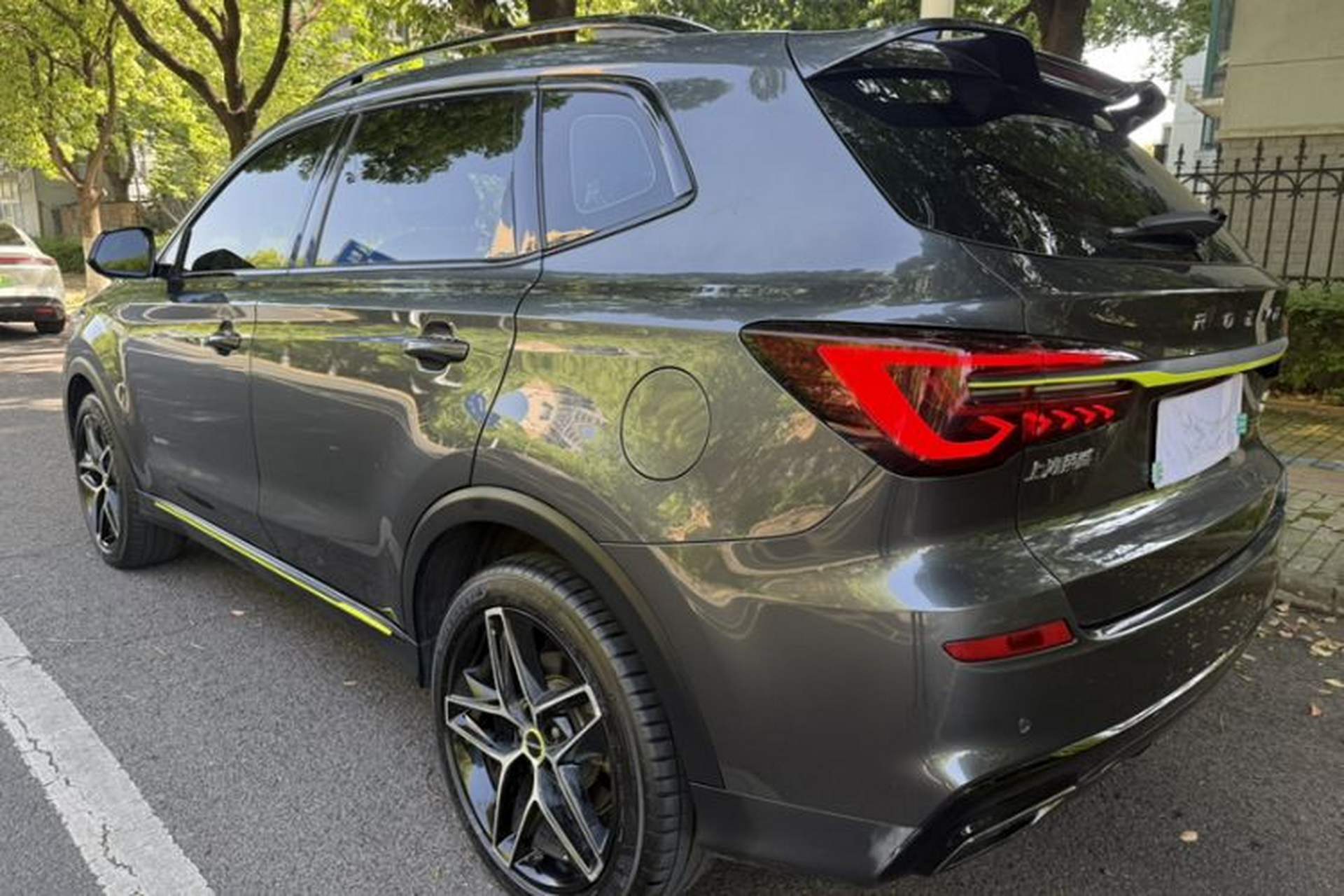 Used Roewe RX5 2021 PLUS 330TGI Automatic National Trend Intelligent Deluxe Edition Exterior 7