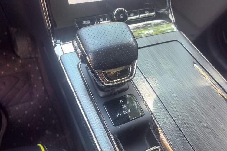 Used Roewe RX5 2021 PLUS 330TGI Automatic National Trend Intelligent Deluxe Edition Gear Lever