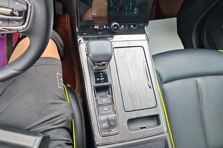 Used Roewe RX5 2021 PLUS 330TGI Automatic National Trend Intelligent Deluxe Edition Gear Lever