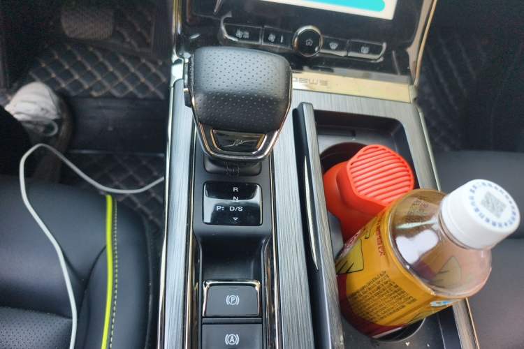 Used Roewe RX5 2021 PLUS 330TGI Automatic National Trend Intelligent Deluxe Edition Gear Lever
