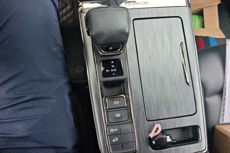 Used Roewe RX5 2021 PLUS 330TGI Automatic National Style Smart Enjoyment Edition Gear Lever
