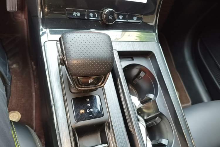 Used Roewe RX5 2021 PLUS 330TGI Automatic National Trend Intelligent Deluxe Edition Gear Lever