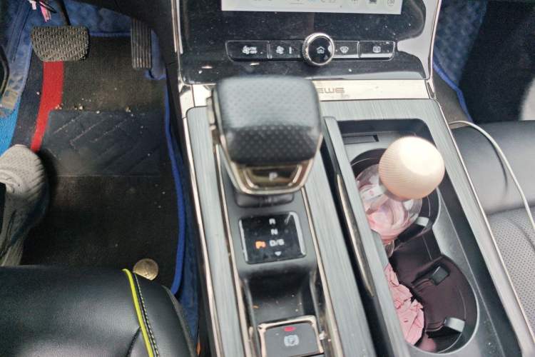 Used Roewe RX5 2021 PLUS 330TGI Automatic National Trend Intelligent Deluxe Edition Gear Lever
