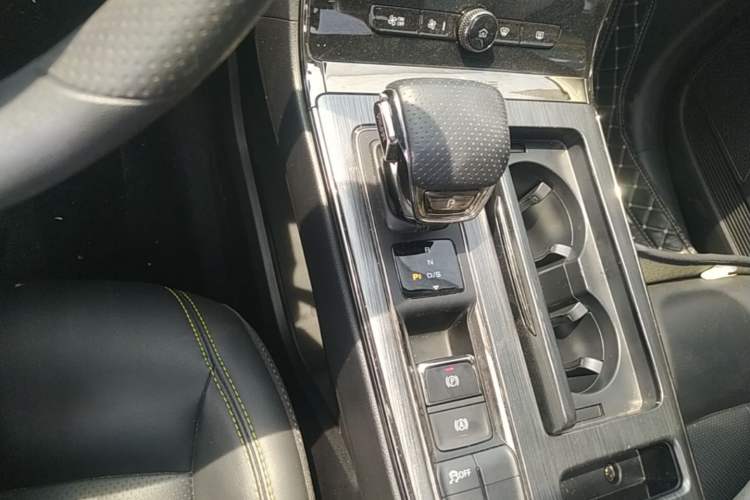 Used Roewe RX5 2021 PLUS 330TGI Automatic National Style Smart Enjoyment Edition Gear Lever