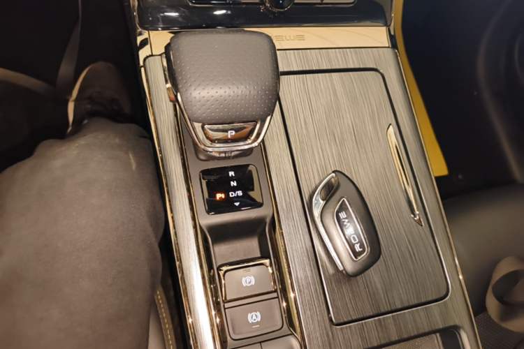 Used Roewe RX5 2021 PLUS 330TGI Automatic National Style Smart Enjoyment Edition Gear Lever