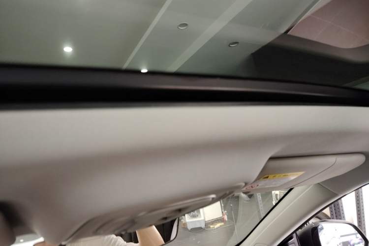 Used Roewe RX5 2021 PLUS 330TGI Automatic National Style Smart Enjoyment Edition Headliner