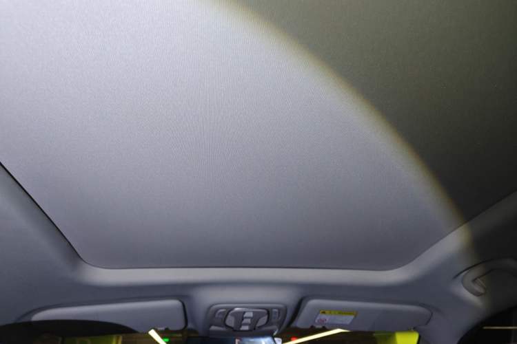 Used Roewe RX5 2021 PLUS 300TGI Automatic Ali National Trend Luxury Ronglin Edition Headliner