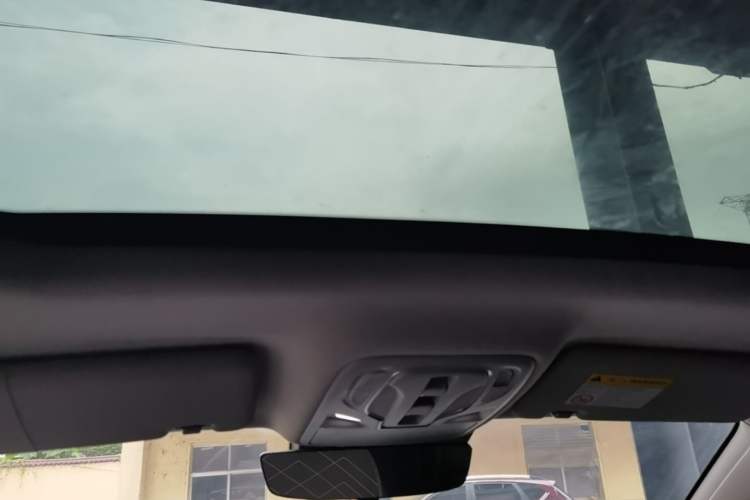 Used Roewe RX5 2021 PLUS 330TGI Automatic National Trend Intelligent Deluxe Edition Headliner