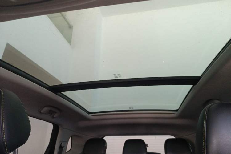 Used Roewe RX5 2021 PLUS 330TGI Automatic National Style Smart Enjoyment Edition Headliner