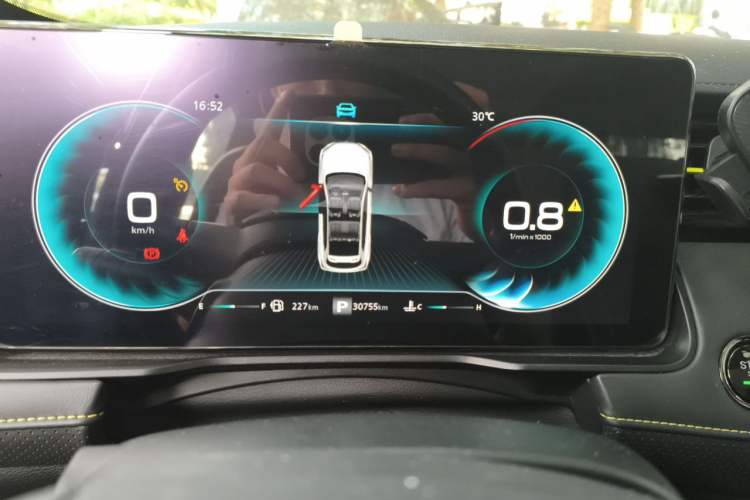 Used Roewe RX5 2021 PLUS 330TGI Automatic National Style Smart Enjoyment Edition Instrument Cluster