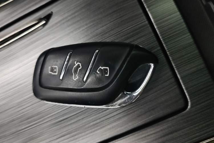 Used Roewe RX5 2021 PLUS 330TGI Automatic National Trend Intelligent Deluxe Edition Interior 1