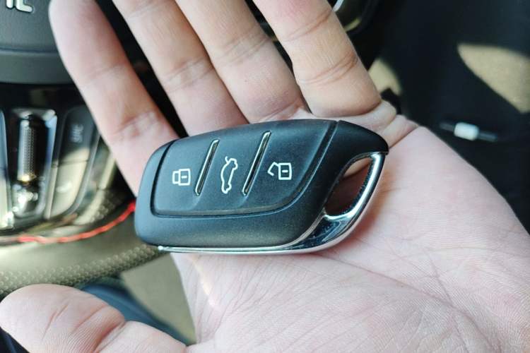 Used Roewe RX5 2021 PLUS 330TGI Automatic National Trend Intelligent Deluxe Edition Interior 1