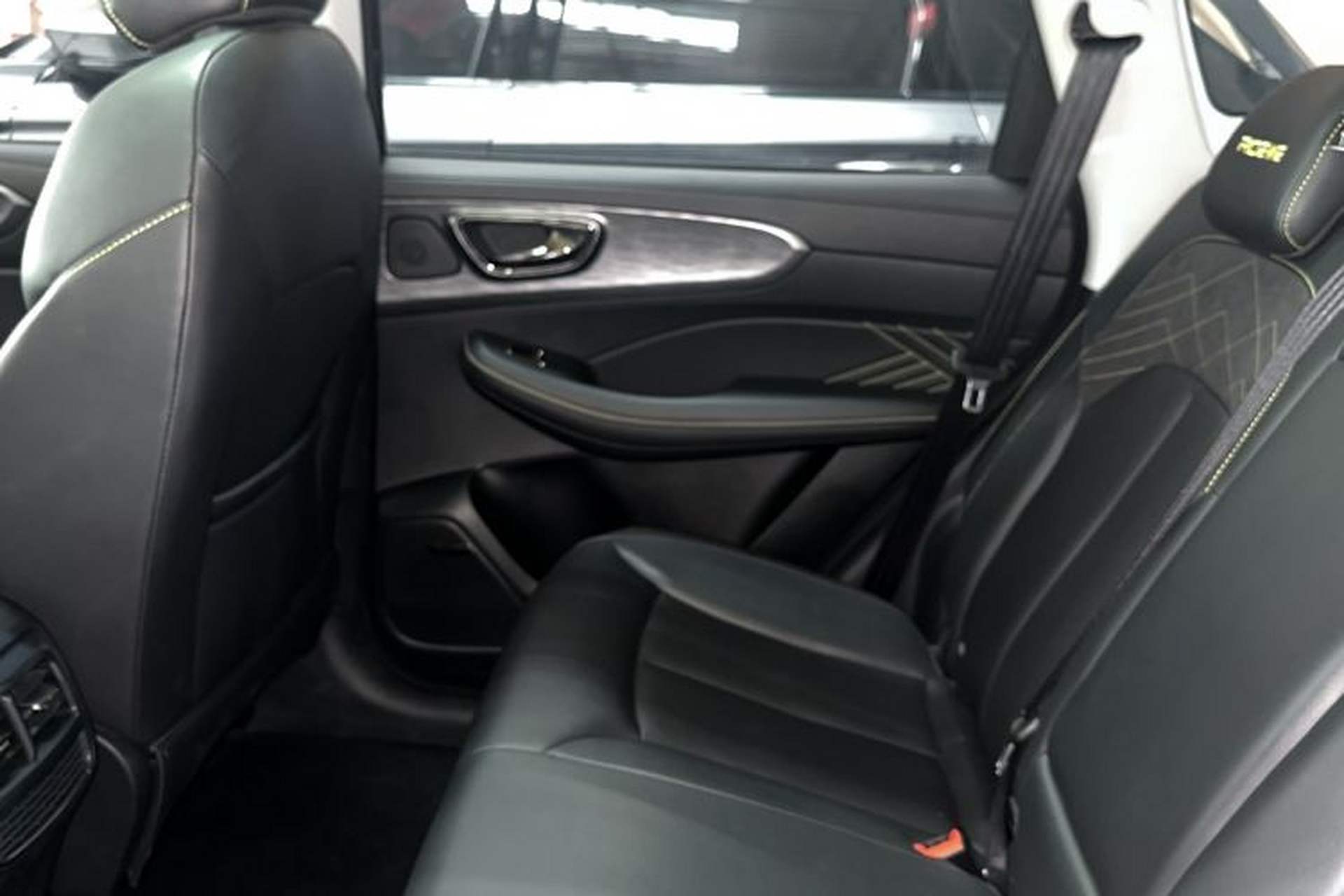 Used Roewe RX5 2021 PLUS 330TGI Automatic National Trend Intelligent Deluxe Edition Interior 12