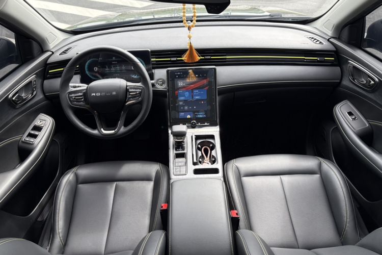 Used Roewe RX5 2021 PLUS 330TGI Automatic National Style Smart Enjoyment Edition Interior 2