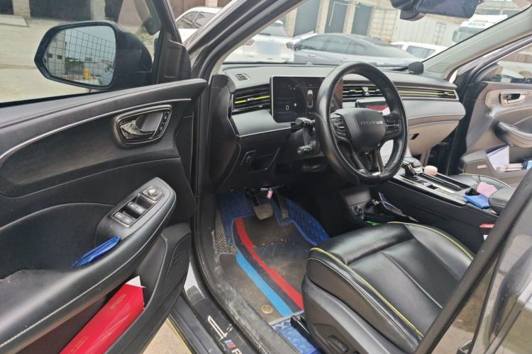 Used Roewe RX5 2021 PLUS 330TGI Automatic National Trend Intelligent Deluxe Edition Interior 3