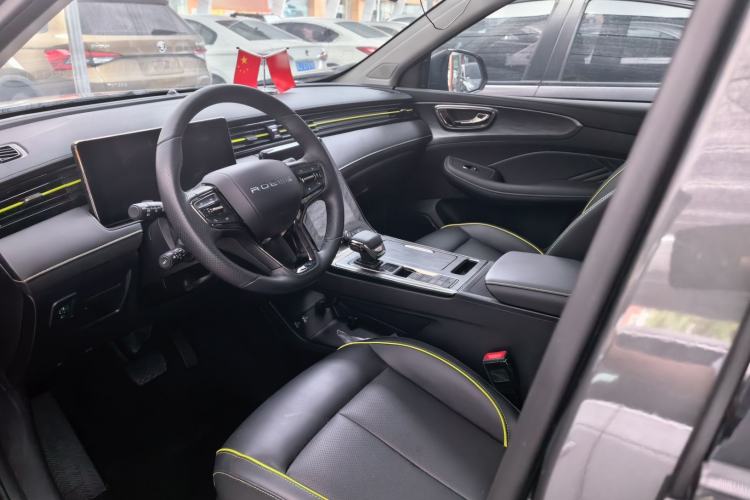 Used Roewe RX5 2021 PLUS 330TGI Automatic National Trend Intelligent Deluxe Edition Interior 3