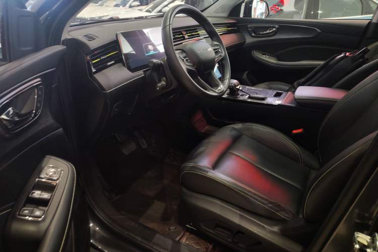 Used Roewe RX5 2021 PLUS 330TGI Automatic National Style Smart Enjoyment Edition Interior 3