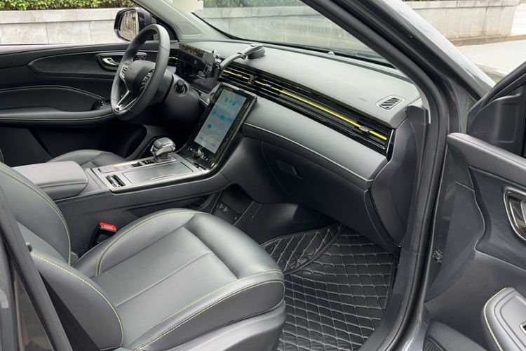 Used Roewe RX5 2021 PLUS 330TGI Automatic National Style Smart Enjoyment Edition Interior 5