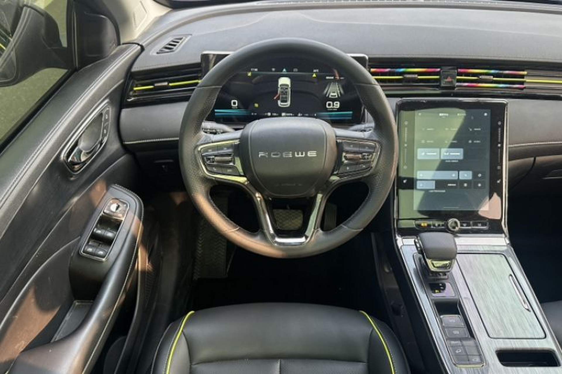 Used Roewe RX5 2021 PLUS 330TGI Automatic National Trend Intelligent Deluxe Edition Interior 6